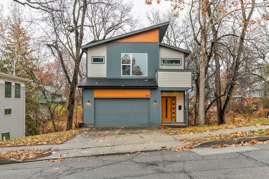 1601 32nd Street, Des Moines, IA 50311 - Image #2