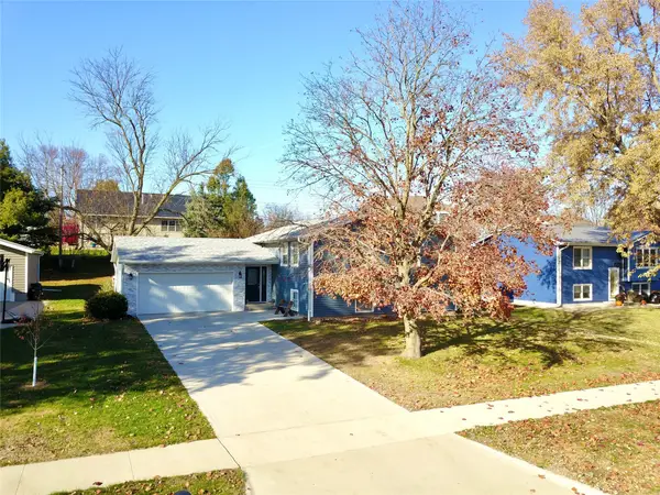 1921 Spencer Street, Grinnell, IA 50112