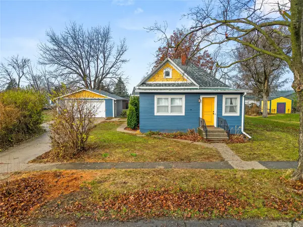 606 Maple Avenue, Woodward, IA 50276