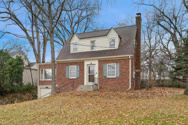 317 SW 42nd Street, Des Moines, IA 50312