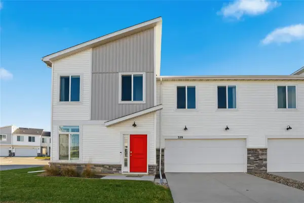 329 NE Otter Drive, Waukee, IA 50263