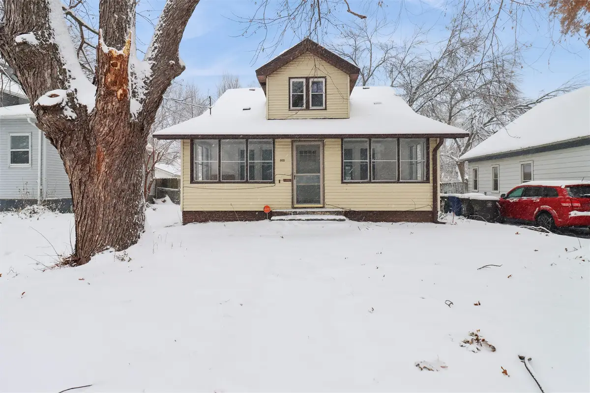 800 E Sheridan Avenue, Des Moines, IA 50316 - Image #1