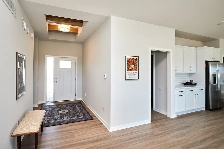 7015 Lincoln Circle, Johnston, IA 50131 - Image #3