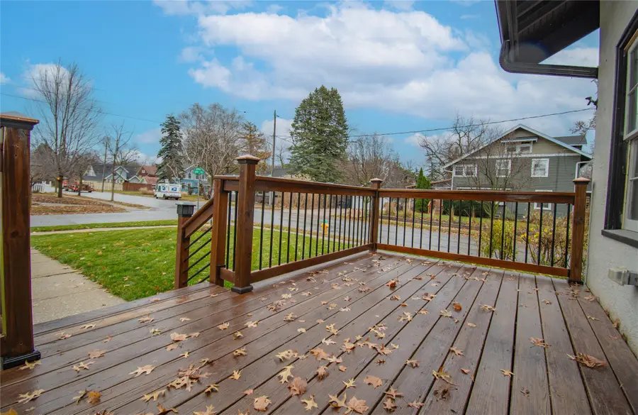 702 45th Place, Des Moines, IA 50312 - Image #3