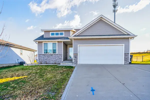 2609 E 48th Street, Des Moines, IA 50317