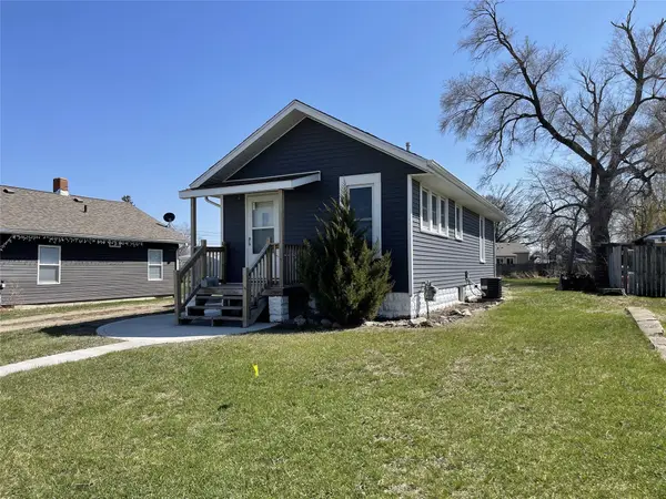 1207 E Boone Street, Marshalltown, IA 50158