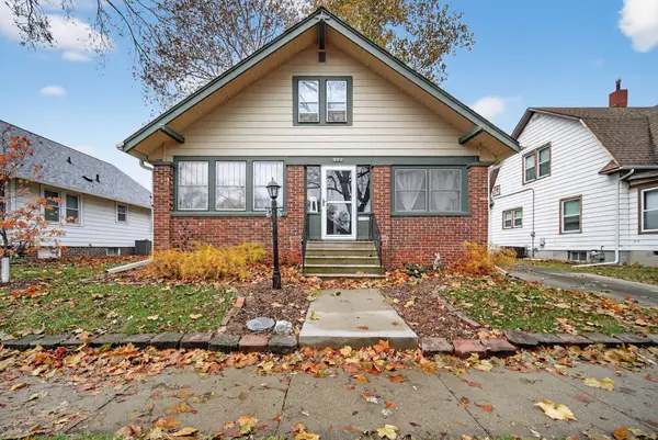 920 40th Street, Des Moines, IA 50312