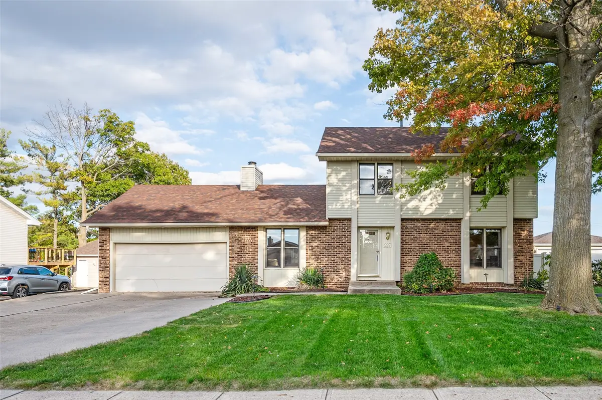 227 S Hickory Boulevard, Pleasant Hill, IA 50327 - Image #1