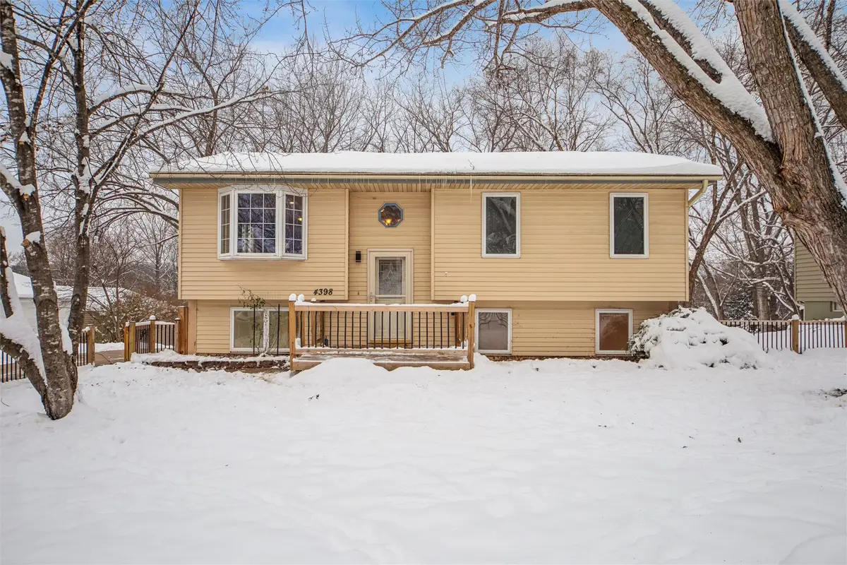 4398 Lexington Drive, Pleasant Hill, IA 50327 - Image #1