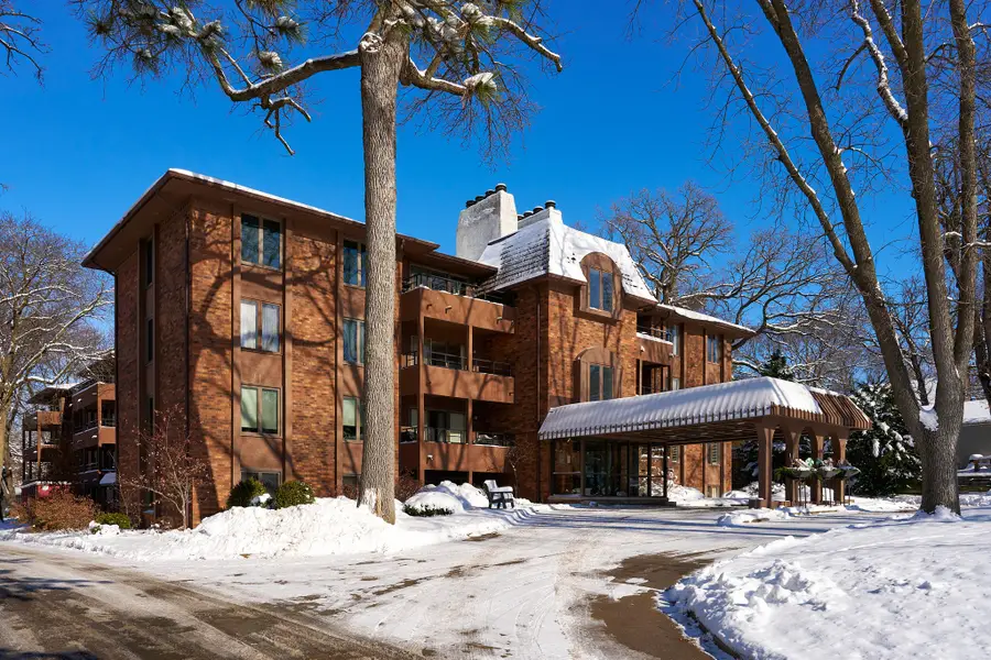 4323 Grand Avenue #428, Des Moines, IA 50312 - Image #2