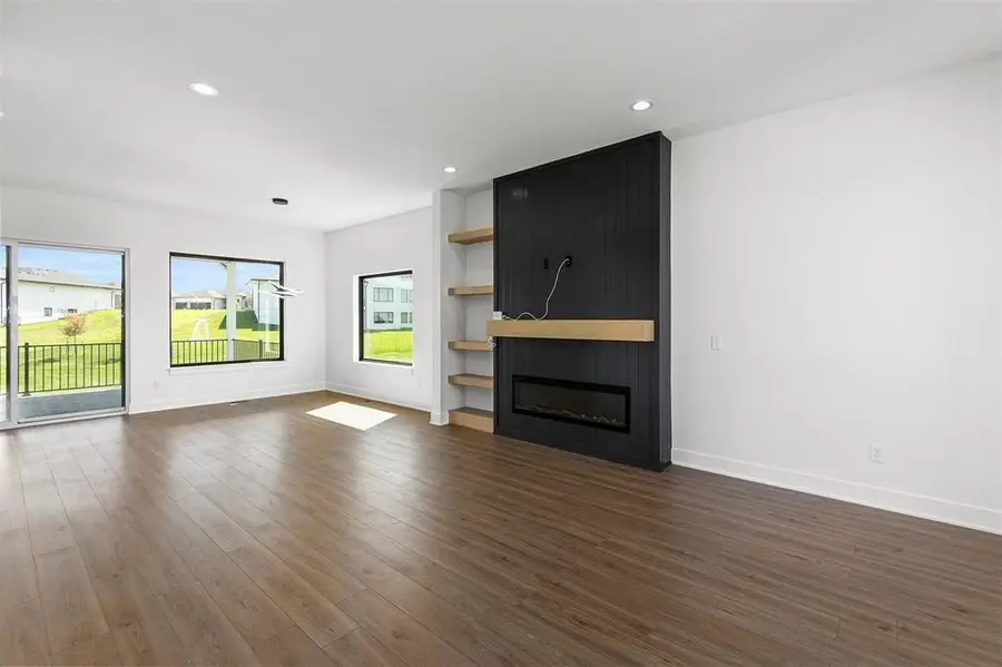 3931 NW 181st Street, Clive, IA 50325 - Image #3