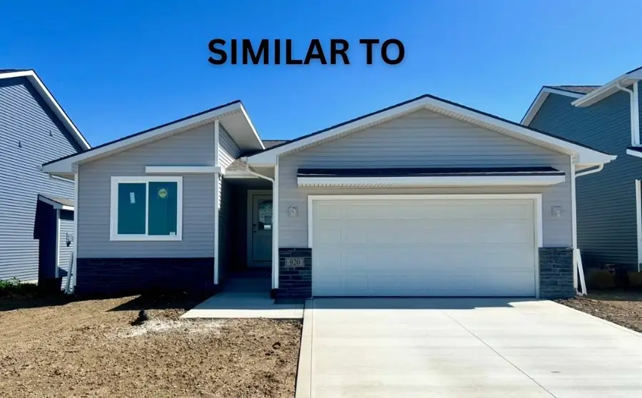 918 Knoll Drive, Norwalk, IA 50211 - Image #2