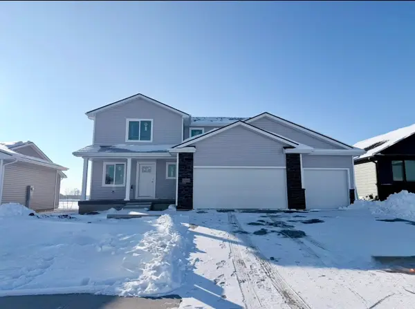 1000 Willow Valley Drive, Norwalk, IA 50211