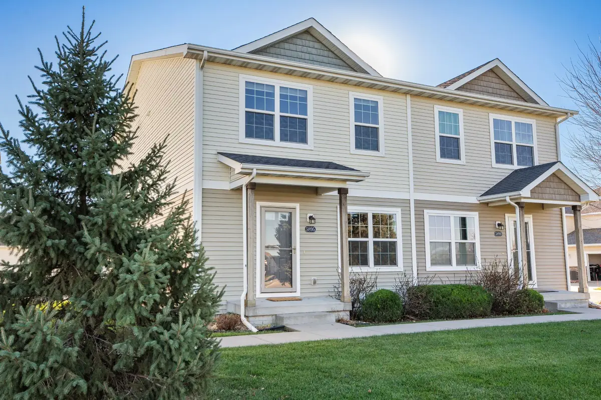 5895 Marble Circle, Johnston, IA 50131 - Image #1