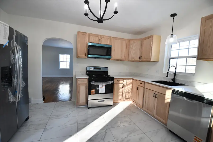 1324 Army Post Road, Des Moines, IA 50315 - Image #2