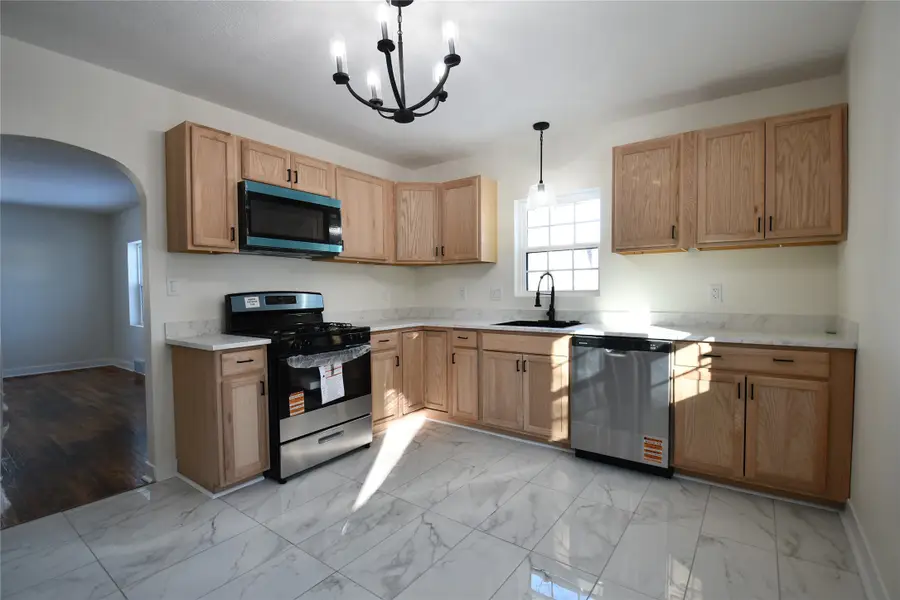 1324 Army Post Road, Des Moines, IA 50315 - Image #3