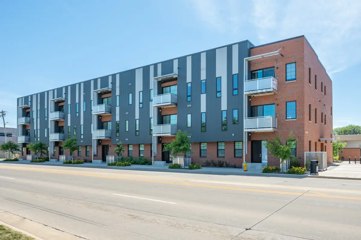 450 SW 7th Street #103, Des Moines, IA 50309 - Image #1