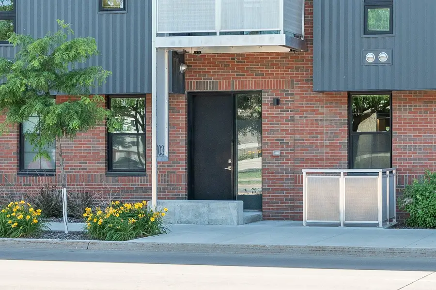 450 SW 7th Street #103, Des Moines, IA 50309 - Image #2