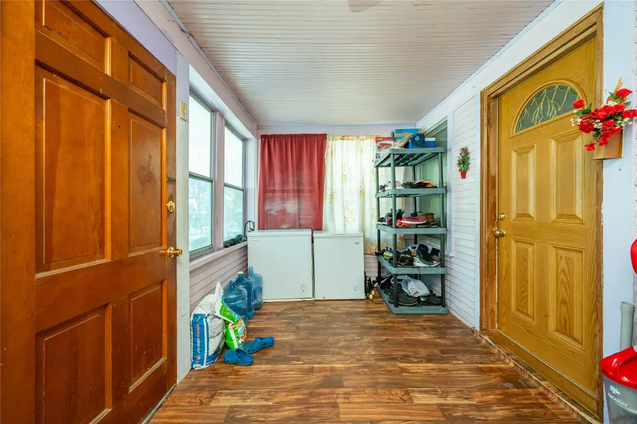 2718 Allison Avenue, Des Moines, IA 50310 - Image #2