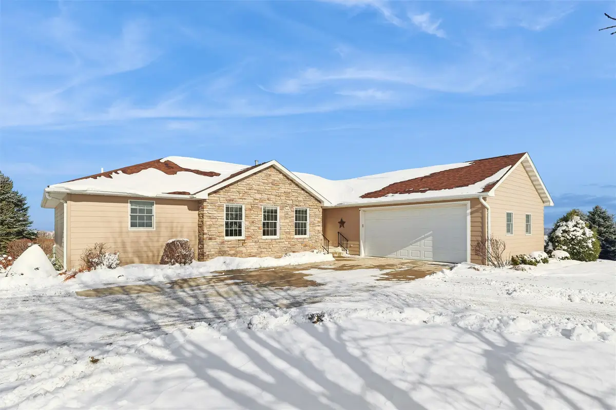 2095 Highway 44 Highway, Guthrie Center, IA 50115 - Image #1