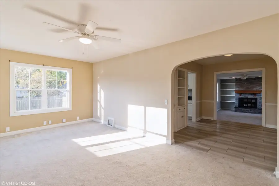 426 S Ankeny Boulevard, Ankeny, IA 50023 - Image #2