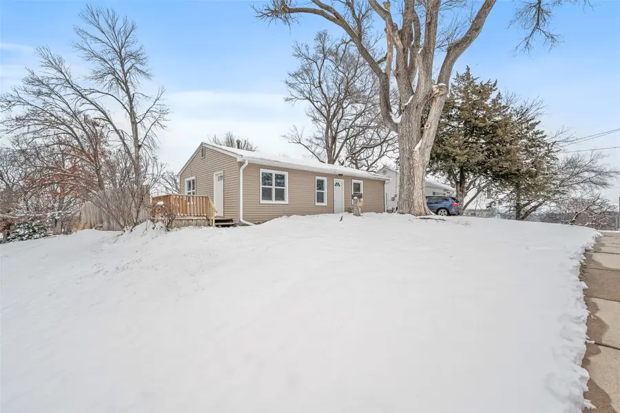 39 Hillside Avenue, Des Moines, IA 50315 - Image #3
