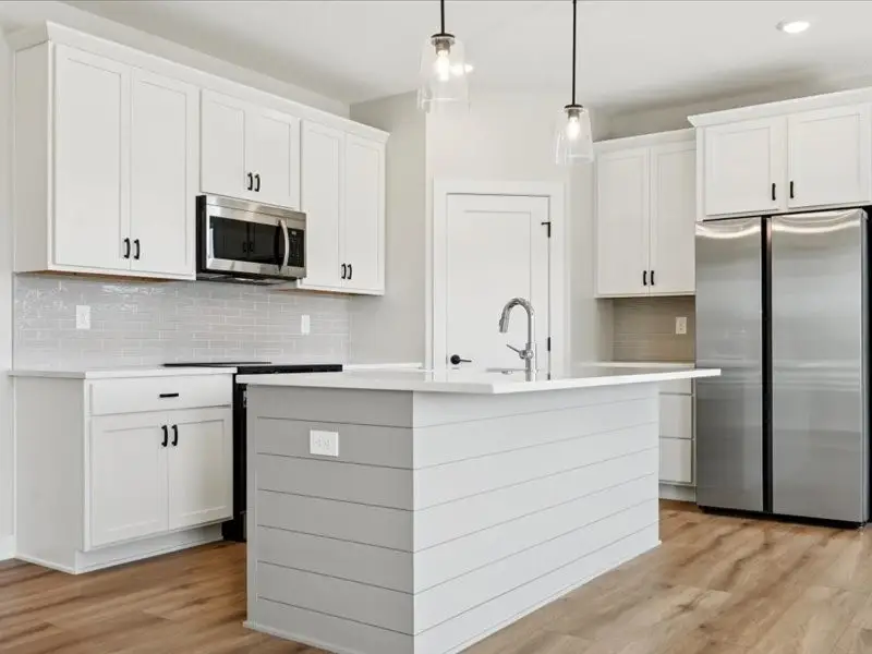 18214 Alpine Drive, Walnut, IA 50325 - Image #2