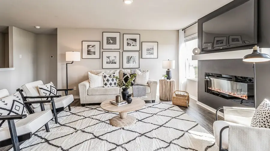 701 E Saber Place, Indianola, IA 50125 - Image #2