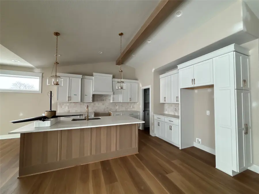 4635 173rd Street, Urbandale, IA 50323 - Image #2