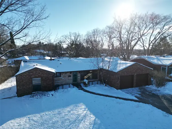 6704 Del Matro Avenue, Windsor Heights, IA 50324
