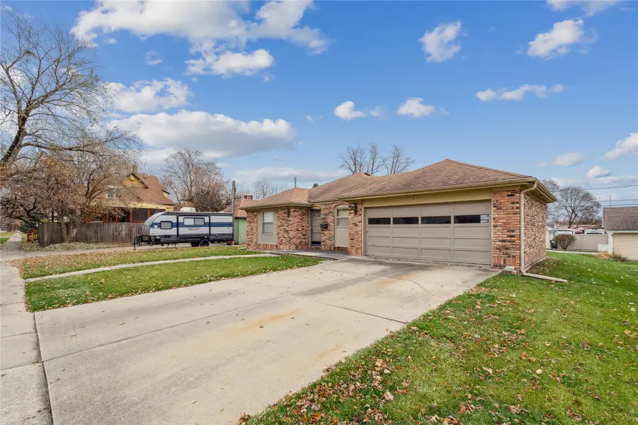 306 4th Avenue E, Oskaloosa, IA 52577 - Image #3