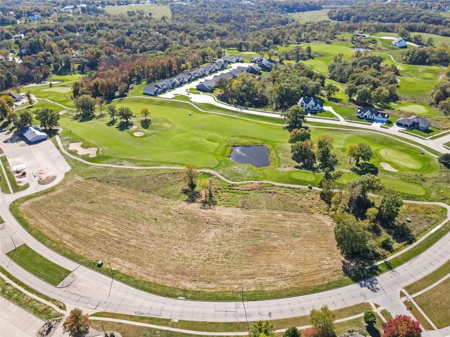 000 Southview Ridge, Pella, IA 50219 - Image #3