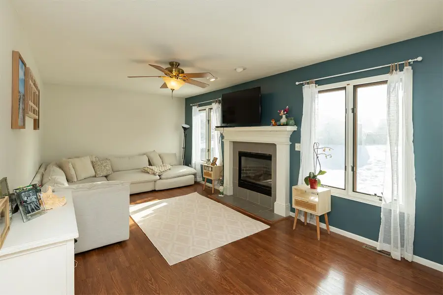 3018 SW Prairie View Road, Ankeny, IA 50023 - Image #2