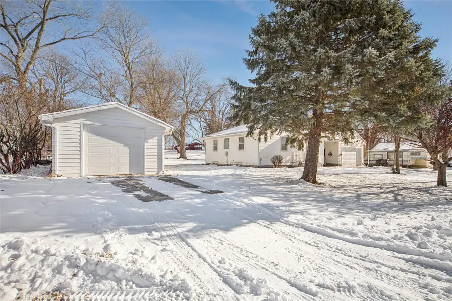 421 3rd Street, Minburn, IA 50167 - Image #3