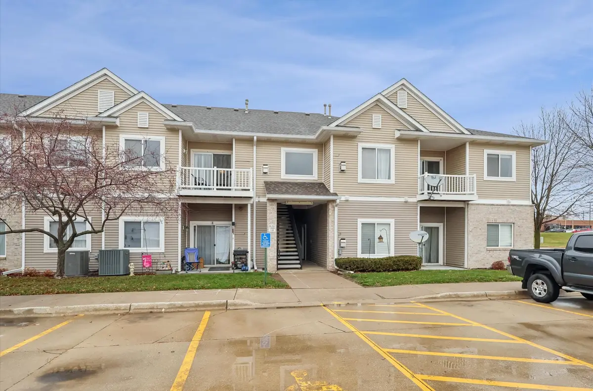 1320 SE Florence Drive #3U, Waukee, IA 50263 - Image #1