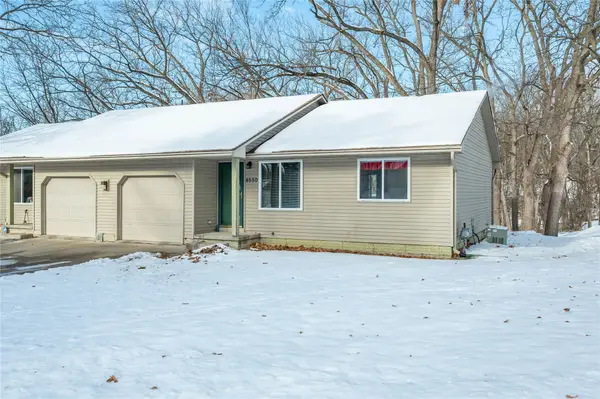 4550 Fairview Drive, Pleasant Hill, IA 50327