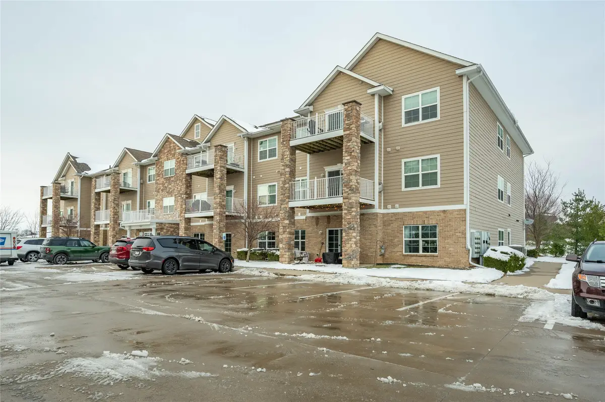 8350 Ep True Parkway #3102, West Des Moines, IA 50266 - Image #1