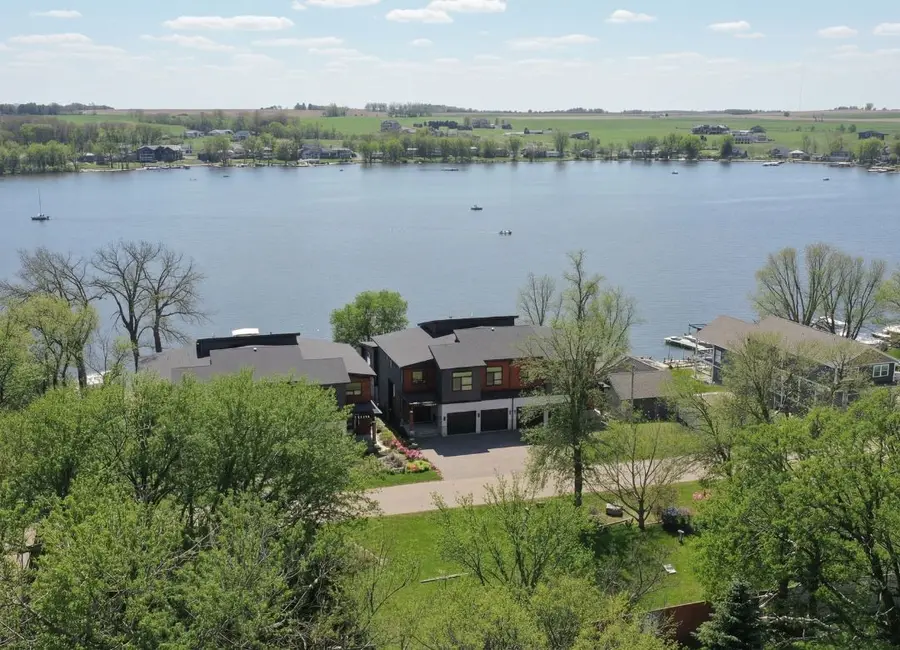 16932 255th Avenue #A, Spirit Lake, IA 51360 - Image #2