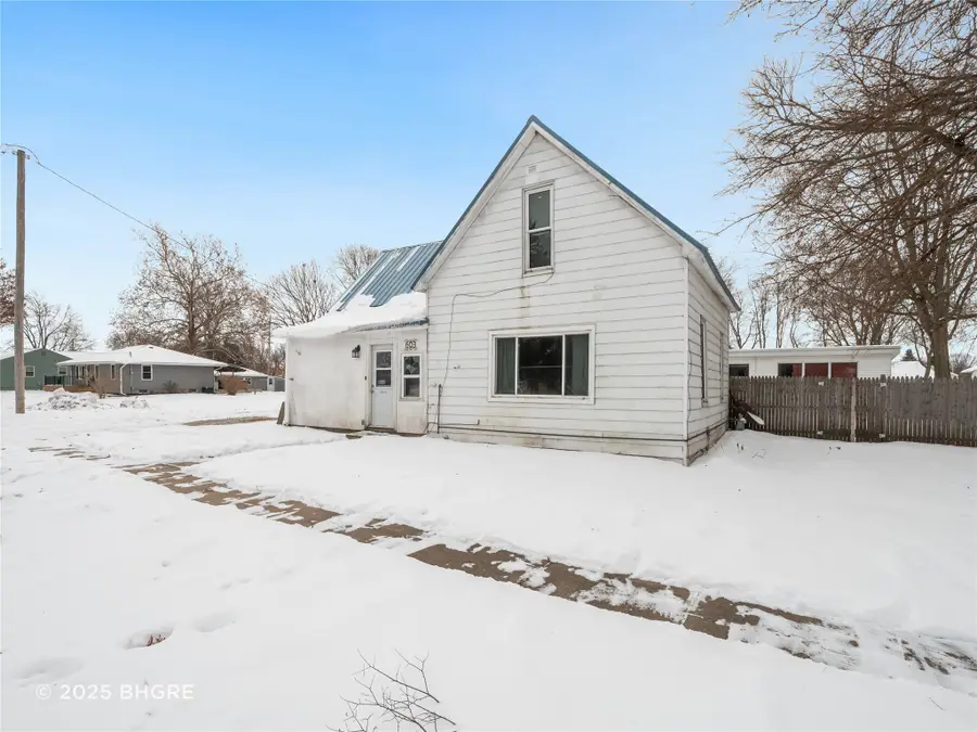 603 E Dewitt Street, Pleasantville, IA 50225 - Image #3