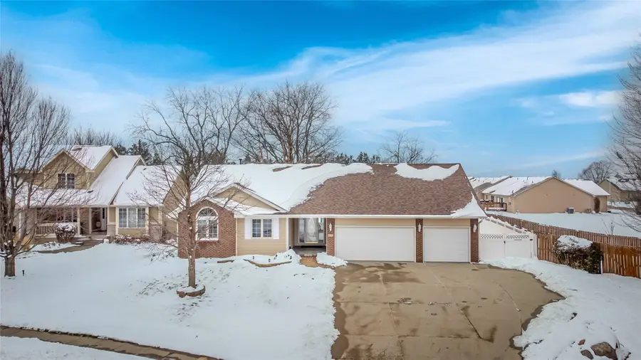 440 Morning Dove Boulevard, Pleasant Hill, IA 50327 - Image #2