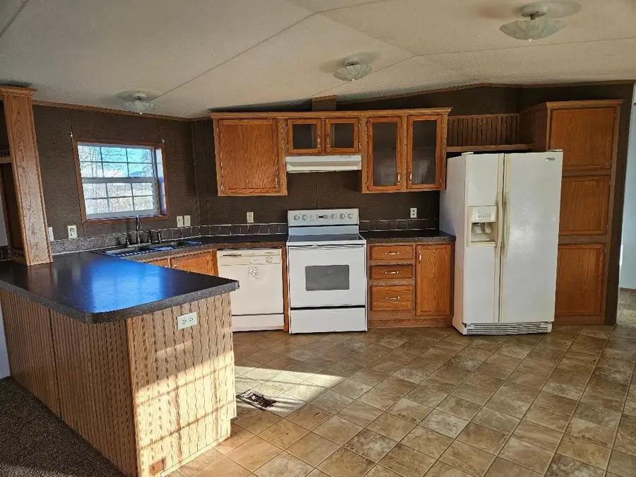 302 W South Street, Macksburg, IA 50155 - Image #2