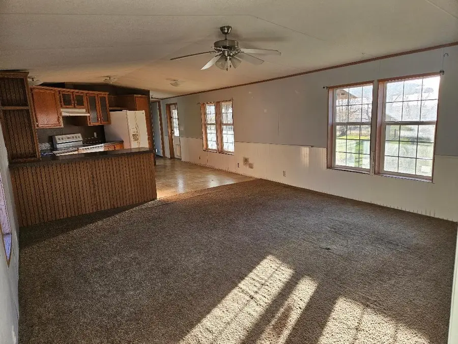 302 W South Street, Macksburg, IA 50155 - Image #3