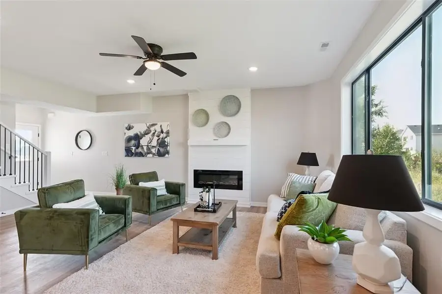 7000 Lake Ridge Avenue #71, Des Moines, IA 50320 - Image #2