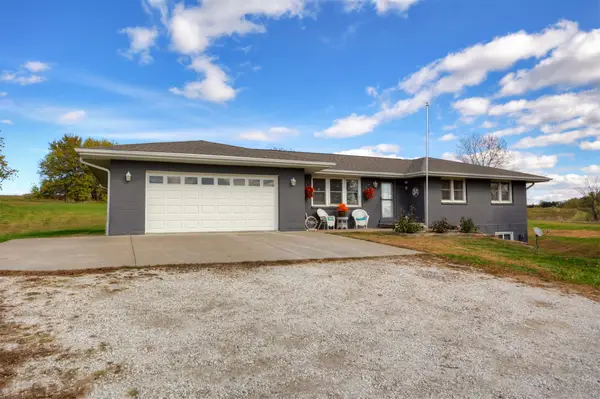 15799 Bear Creek Road, Earlham, IA 50072