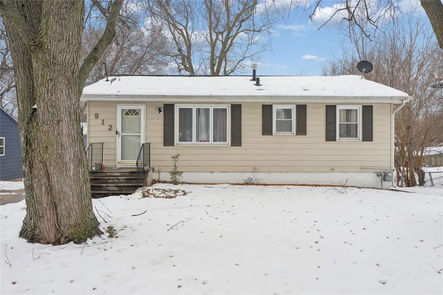 912 Titus Avenue, Des Moines, IA 50315 - Image #2