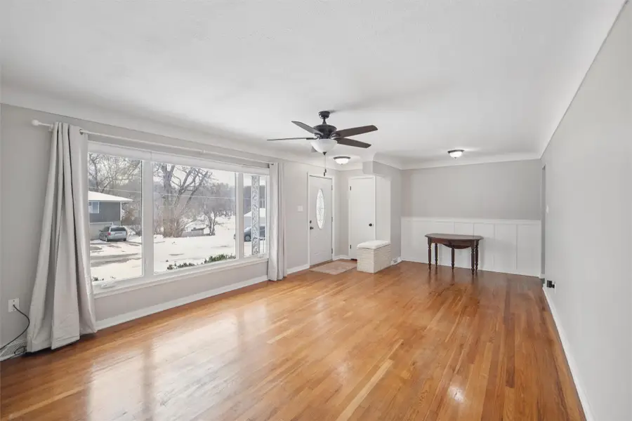 2913 Shadyoak Drive, Des Moines, IA 50310 - Image #3