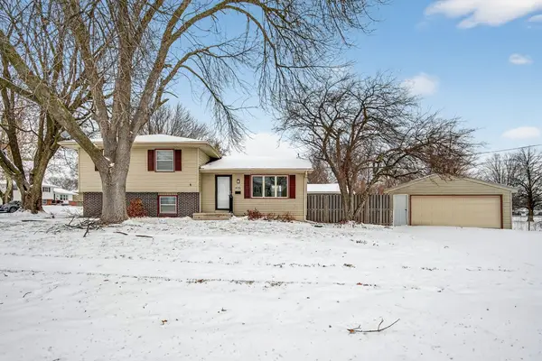 402 SE Peterson Drive, Ankeny, IA 50021