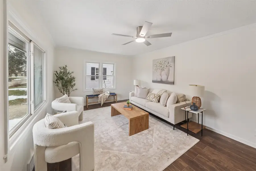 416 Pleasant View Drive, Des Moines, IA 50315 - Image #2