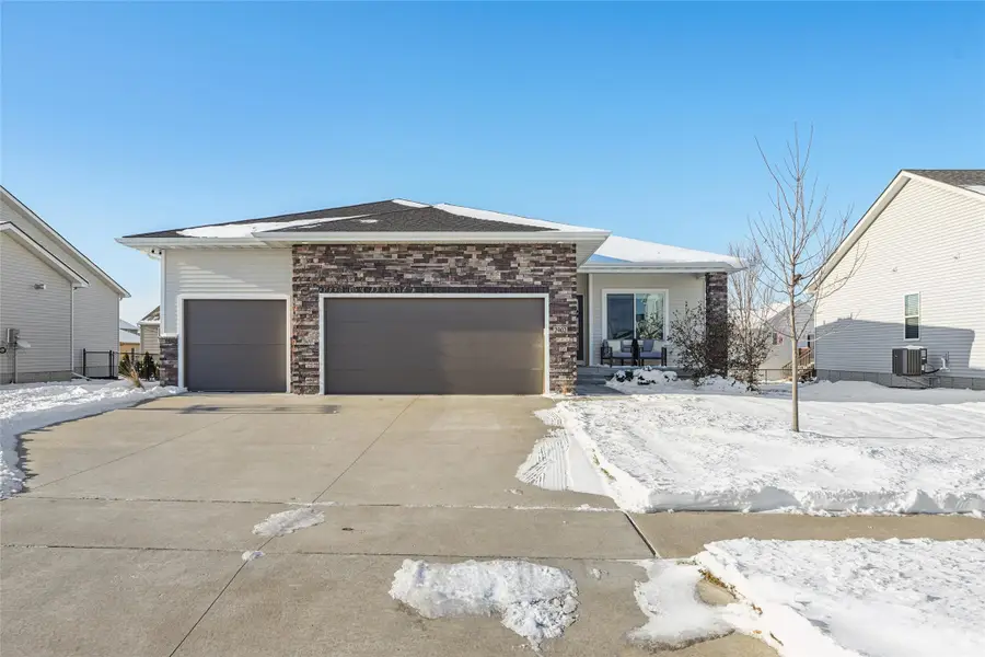 2902 SW Pleasant Street, Ankeny, IA 50023 - Image #3