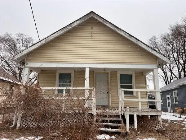 2710 E Washington Avenue, Des Moines, IA 50317